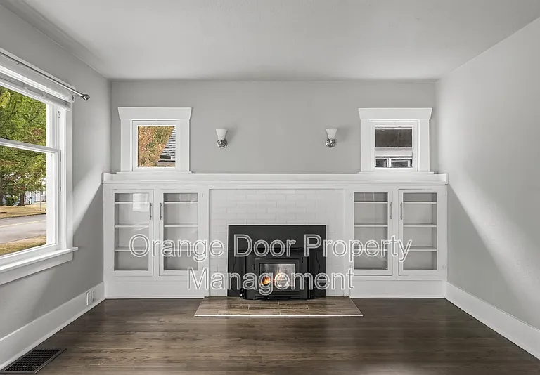 4024 S G St — Photo 2