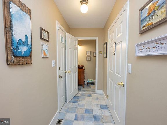 5th image of 33318 Butternut Ct
