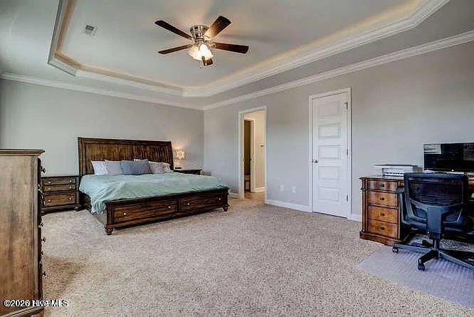 120 Camelot Dr — Photo 11