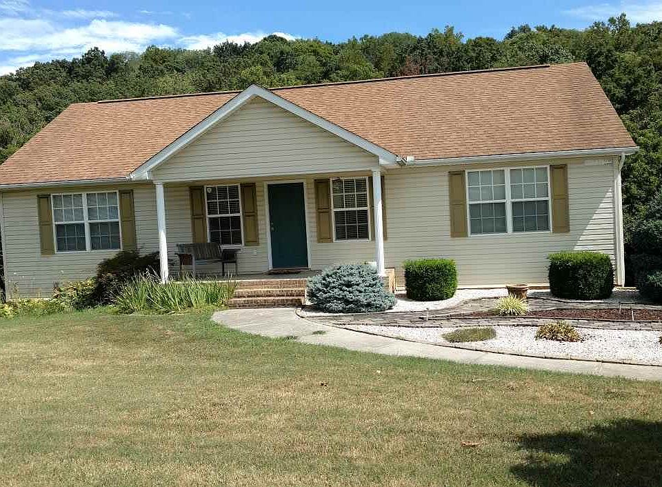 2nd image of 1578 Boardwalk Cir