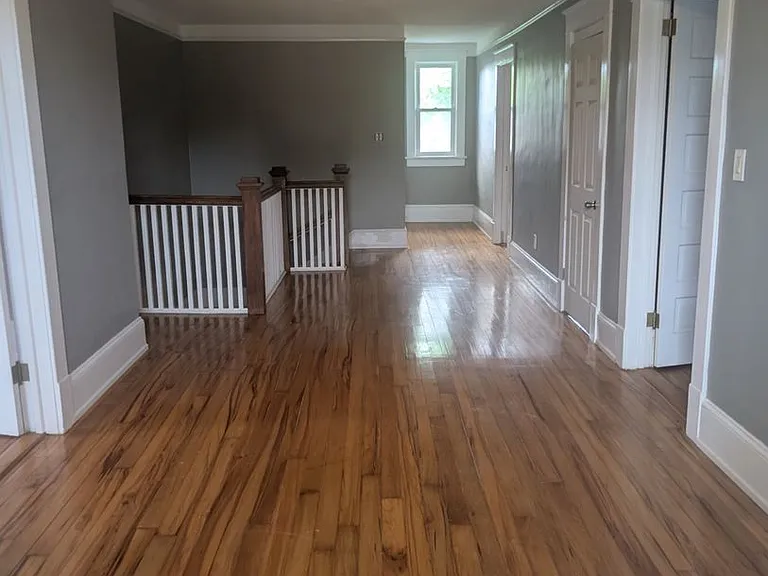 207 W Main St — Photo 14