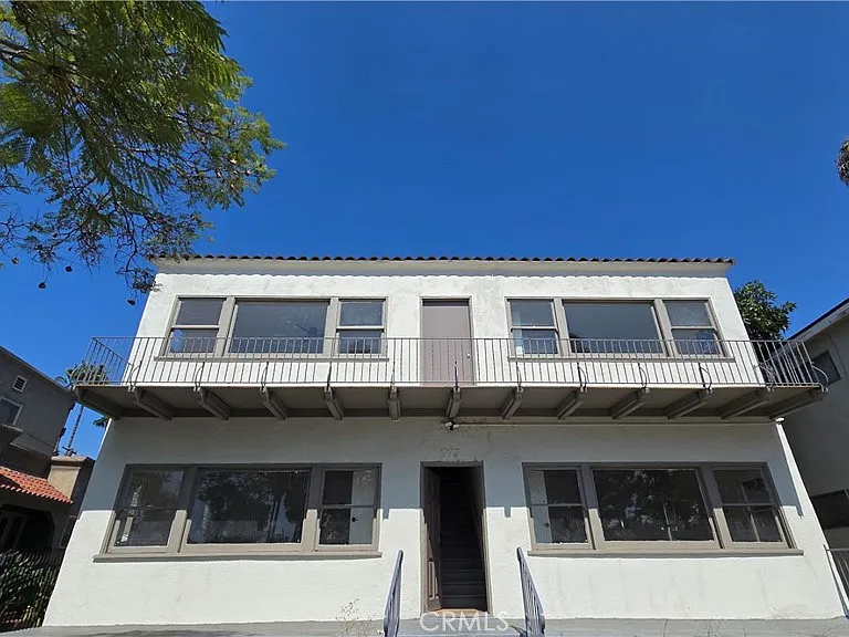 973 N Park Cir #6 — Photo 1