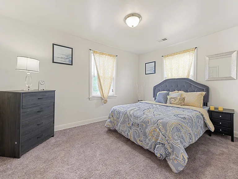 Loch Raven Village Apartments — Photo 30
