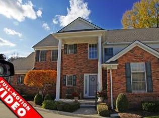 20641 Montague Ln #5, Grosse Pointe Woods, MI 48236