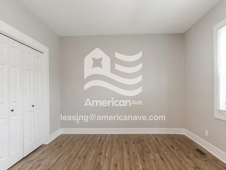 513074_008_wm_-_bedroom_12972762.jpg
