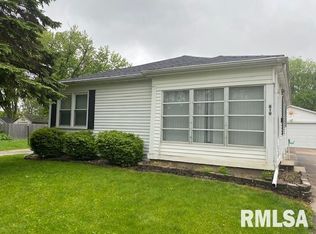 819 42nd Ave, Rock Island, IL 61201