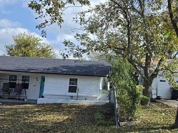 3rd image of 809 S 36th St