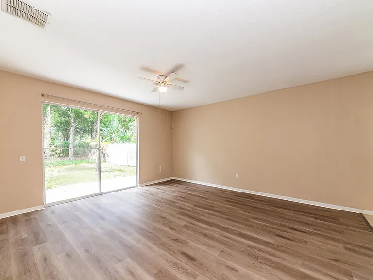 12336 Hollybush Ter — Photo 3