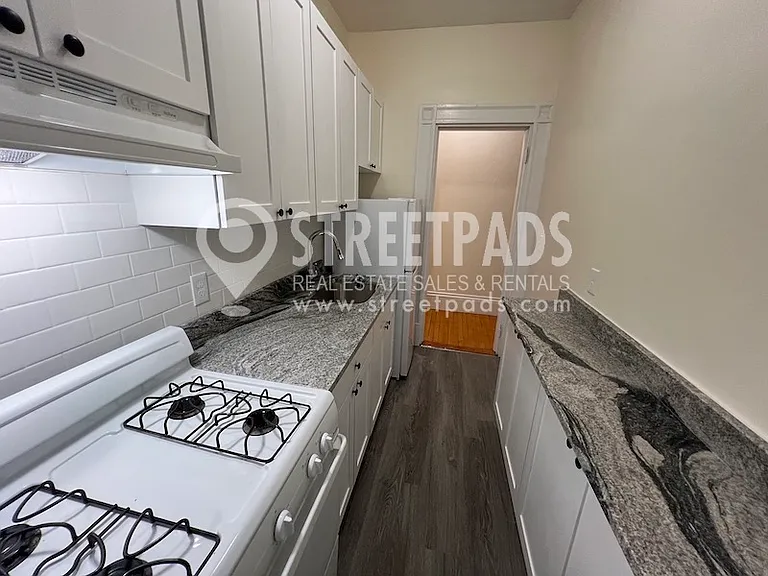 2 Ware St #306 — Photo 4