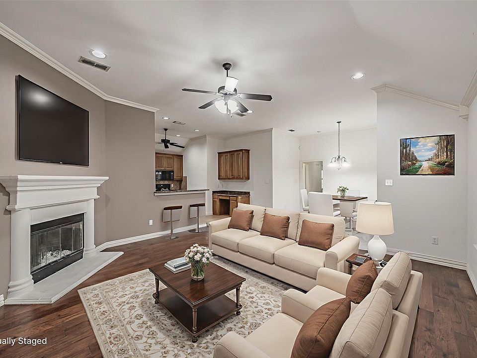 1st image of 813 Claycourt Cir