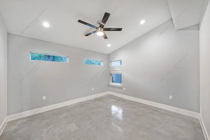 505 W Odell St #2 — Photo 9