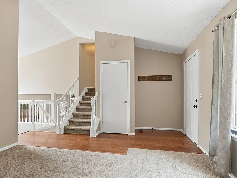4594 S Richfield St — Photo 6