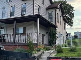 438 N 2nd St, Lehighton, PA 18235