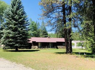 219 Hummingbird Dr, Samuels, ID 83864