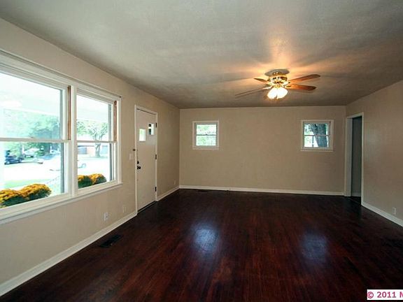 2nd image of 121 W McKinley Ave