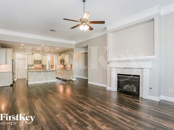 5th image of 9923 Oaklawn Dr