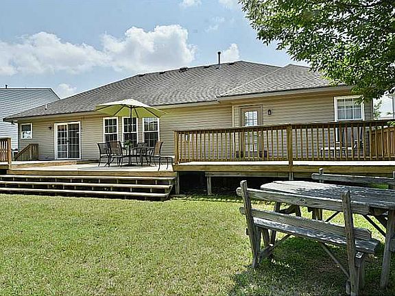4th image of 3592 Brannon Dr