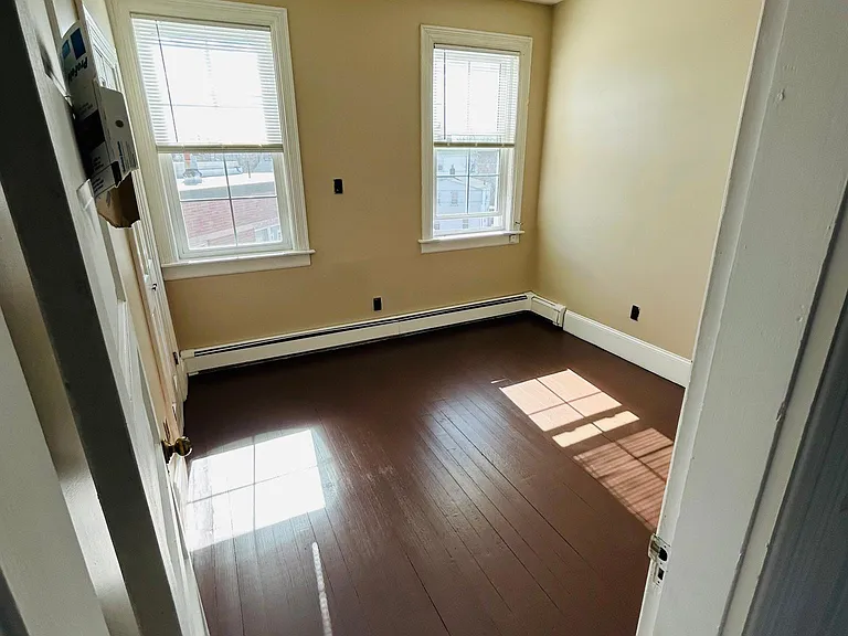 147 Dean St #3 — Photo 9