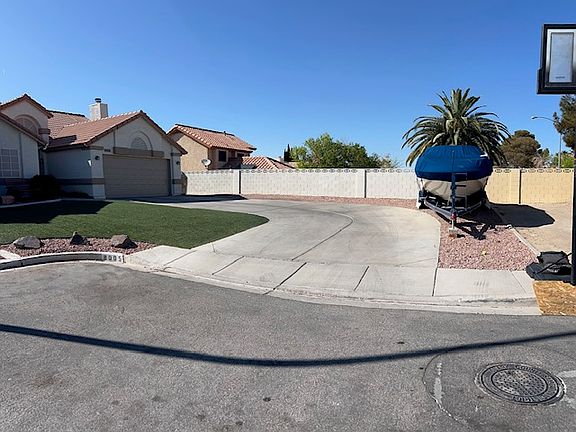 2nd image of 8005 Pearlbush Ct