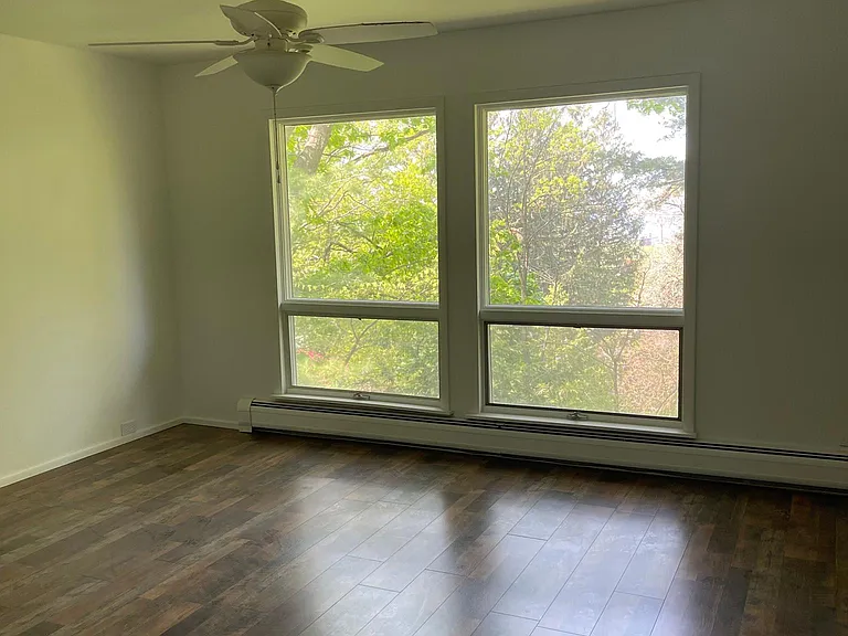 35 Deforest Hts — Photo 3