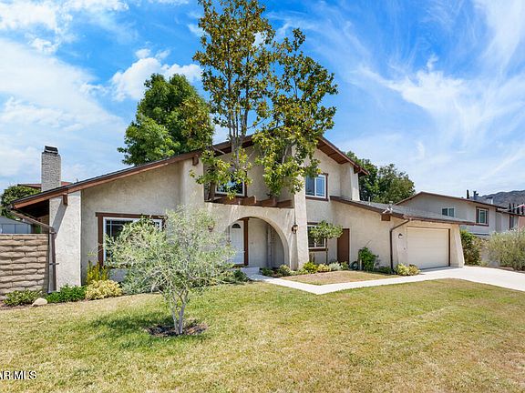 2nd image of 30771 Lakefront Dr