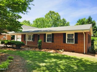 607 E Butler Ave, Liberty, NC 27298