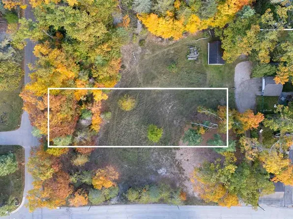 0 W Summit St #3, Harbor Springs, MI 49740