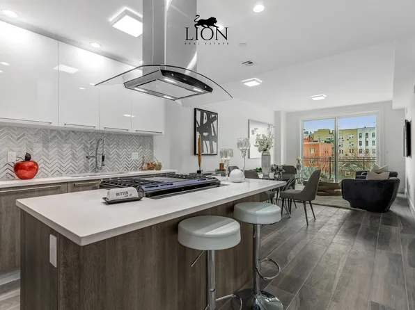 2222 Ocean Avenue image 1 of 14