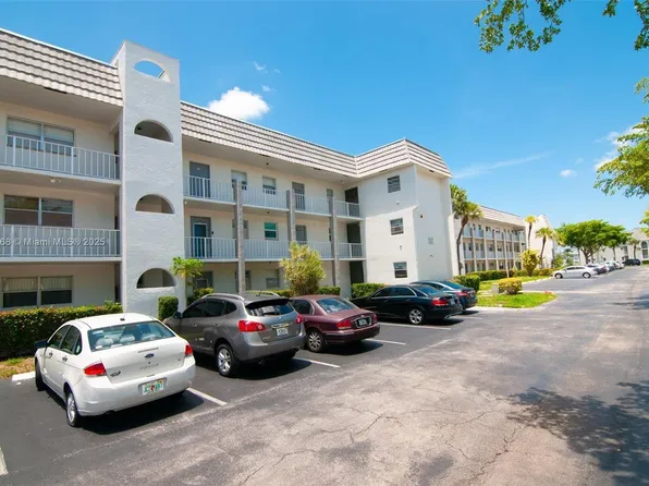 8300 Sunrise Lakes Blvd APT 206, Sunrise, FL 33322