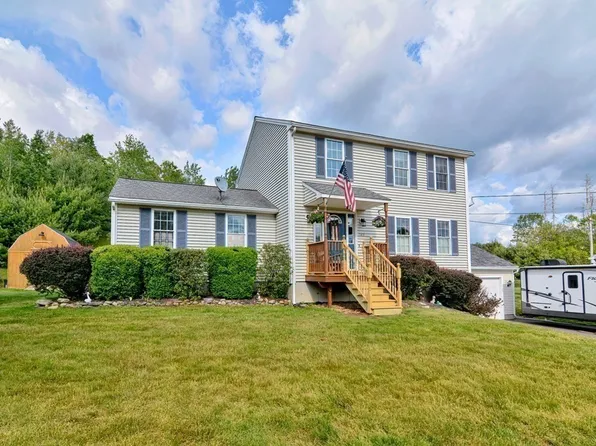 749 S Barre Rd, Barre, MA 01005