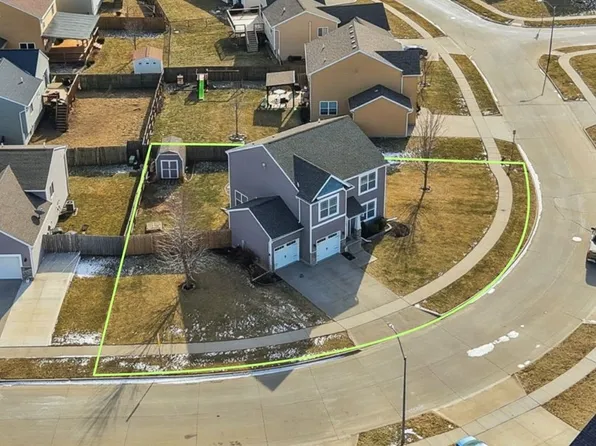 3208 Birch St SW, Bondurant, IA 50035