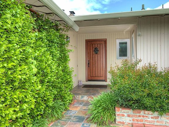 4th image of 18367 Baylor Ave