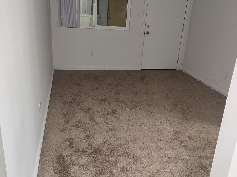 1st image of 4261 182nd St #K