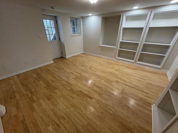 24 Vassar St #B