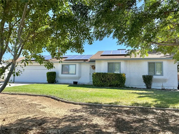 10915 Merino Ave, Apple Valley, CA 92308