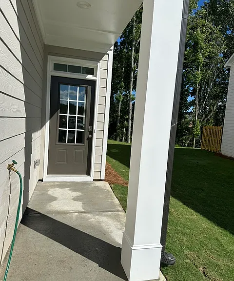44 Berryville Dr — Photo 2
