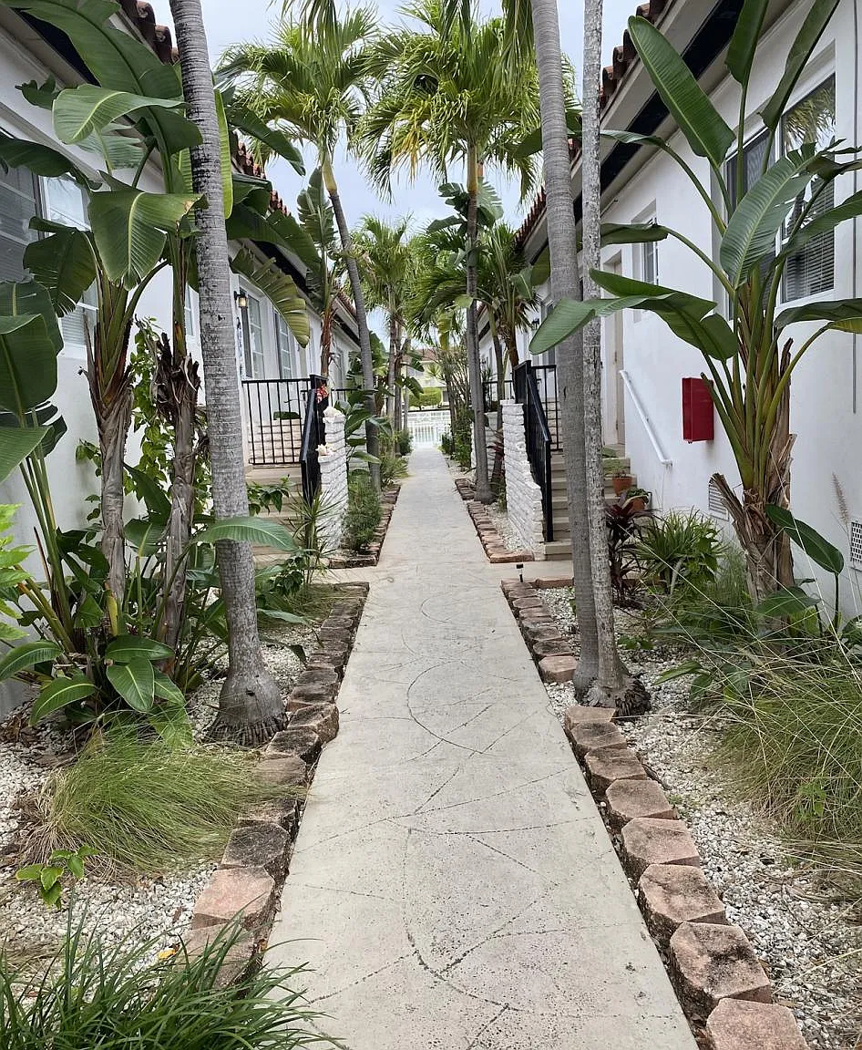 1 bed, 725 sqft, $1,700 — Photo 3