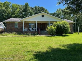 165 Bud Hatmaker Ln, La Follette, TN 37766