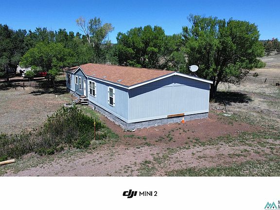 3rd image of 49 Luna Valley Dr