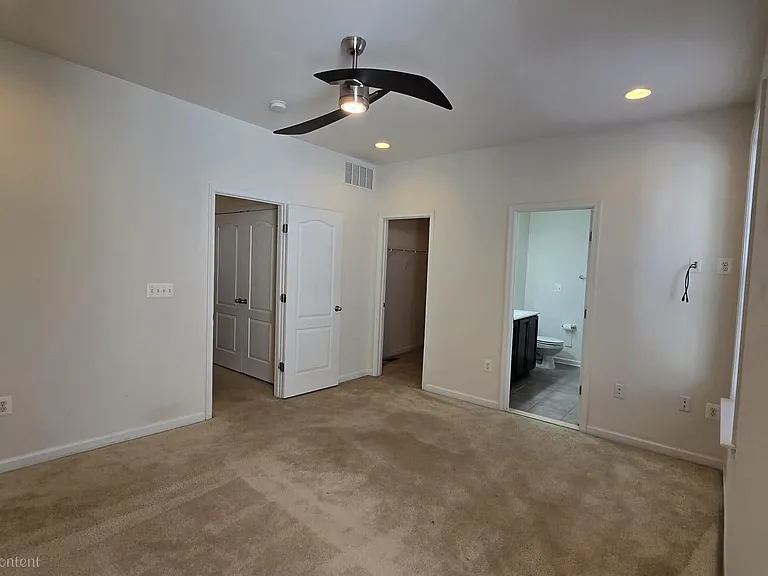 12298 Sandstone St — Photo 13