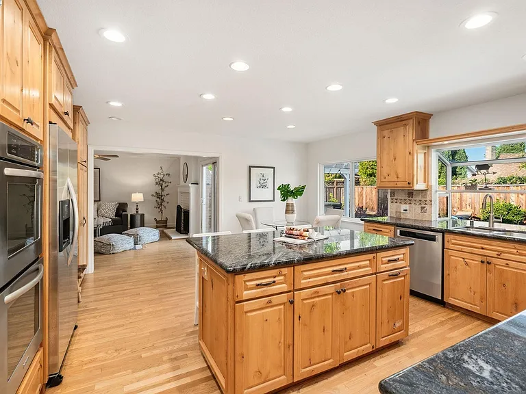 3016 Leger Ct — Photo 3