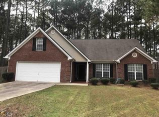 222 Raventree Ln, Griffin, GA 30224
