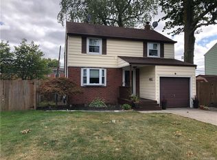 155 Southgate Rd, Cheektowaga, NY 14215