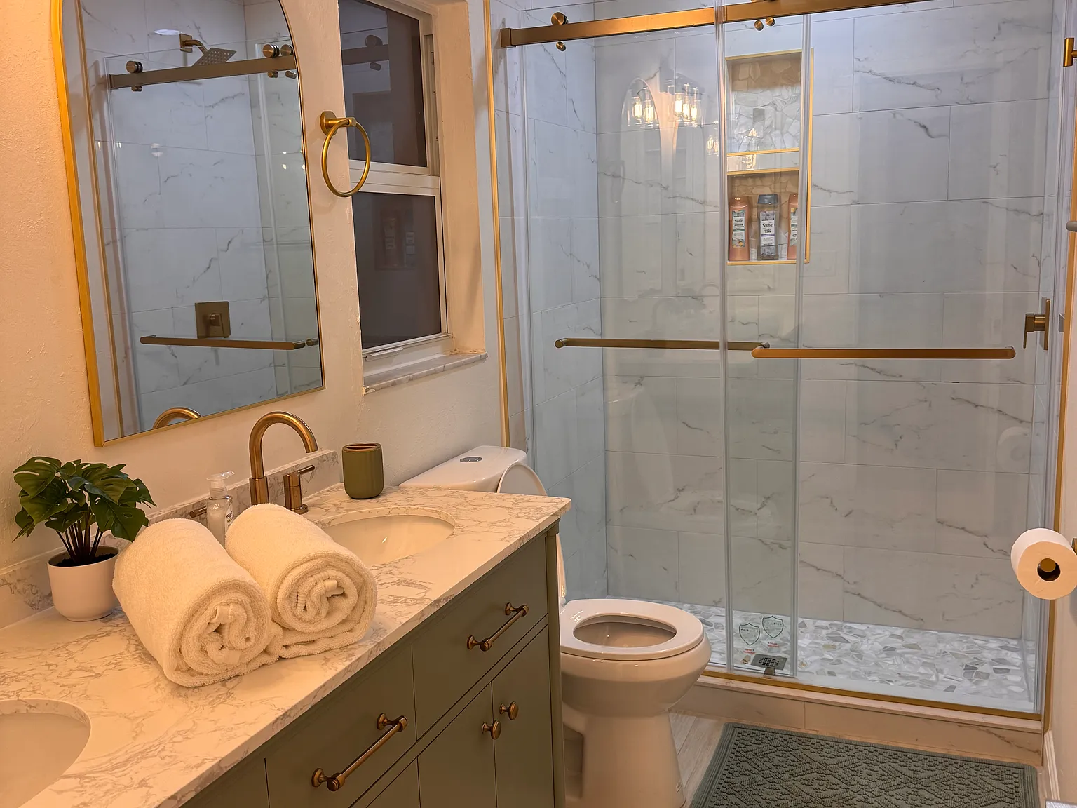3 bed, 1232 sqft, $2,600 — Photo 4