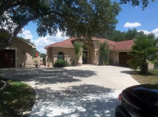 393 Perdido Pointe Cir, Victoria, TX 77905