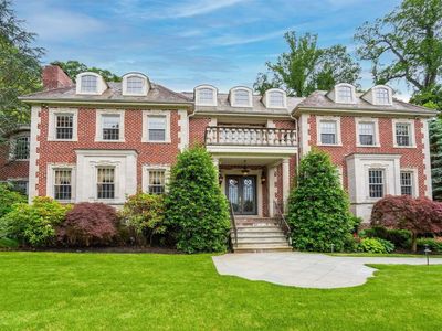 88 Walter Lane, Manhasset, NY, 11030
