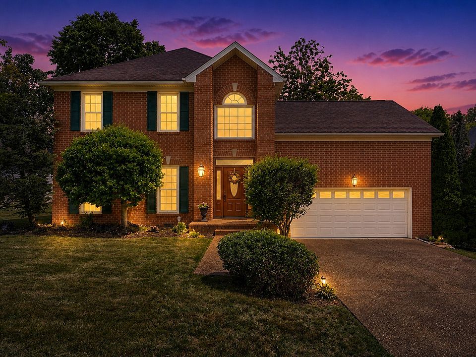 1st image of 304 Harpeth View Cir