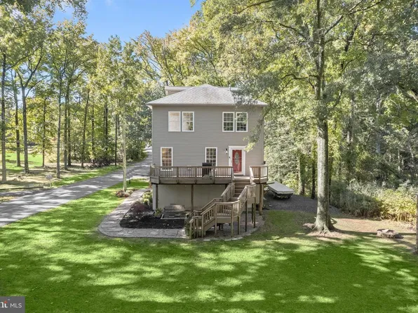 2408 Barrison Point Rd, Baltimore, MD 21221
