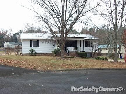 2nd image of 5057 Eagle Head Ct NE
