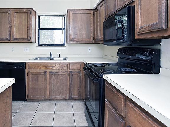 5th image of 1404 Norwalk Ln APT 204